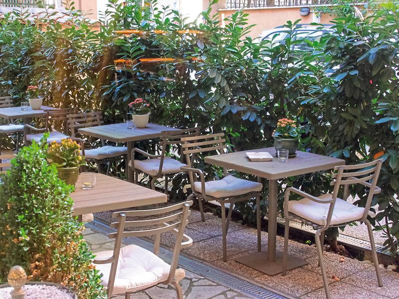 211C704B9F1DFA1CA2694E7632865796