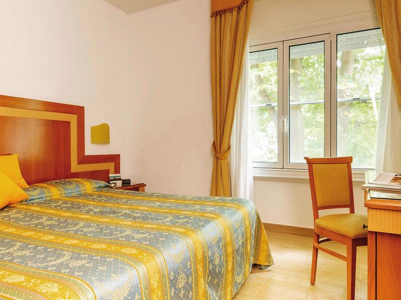 AF58BD9AD86D8D532E6ED1C91A2AE279