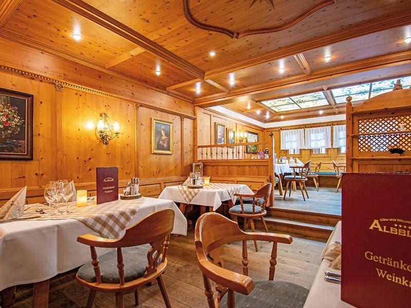 61CC08F7C1167EF3C38AE2F389A66088