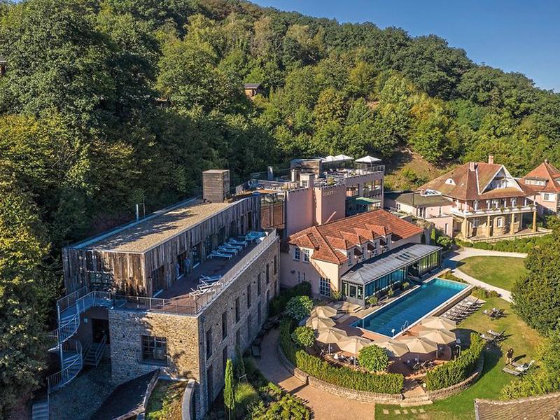 26A7A62ADC39686C3ED94829347BEE95