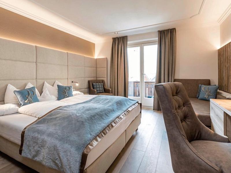 3B63B53D56B6D341A32D597944AA37F3