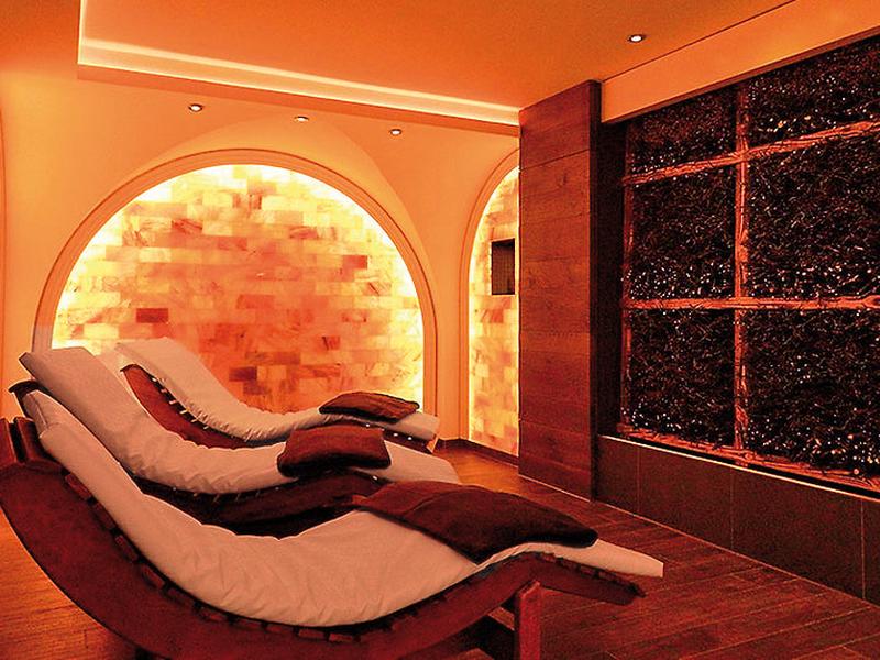 35BCDF787BEDE5E26441D2C6970A6DD9