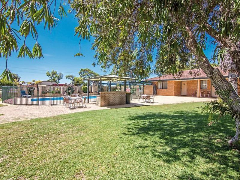 5EB8443CF5E43A31B76DA3336A338532