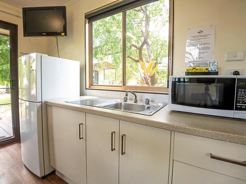 DF69D6CB63620E2F7522AE5814460410