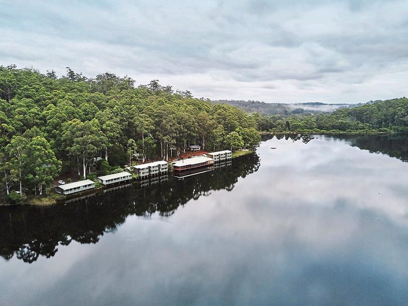 D274078ABDD574780943548F7F1D6EE1