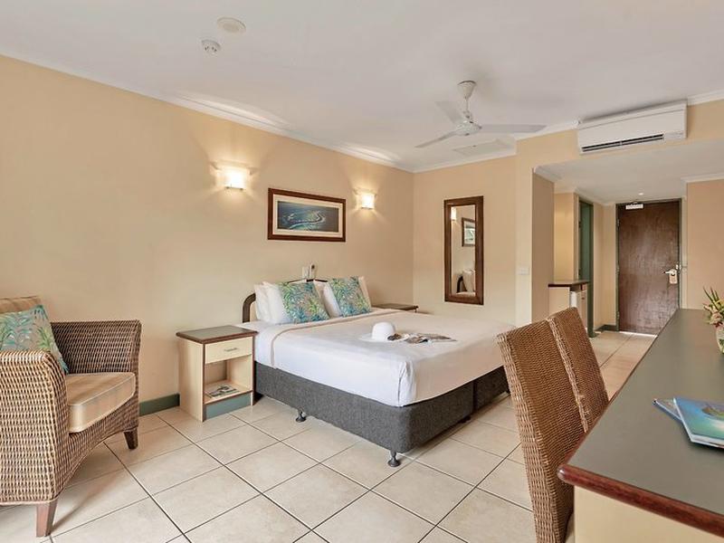 F0596BCFB42D91FB0EA0C729B65B0CF0