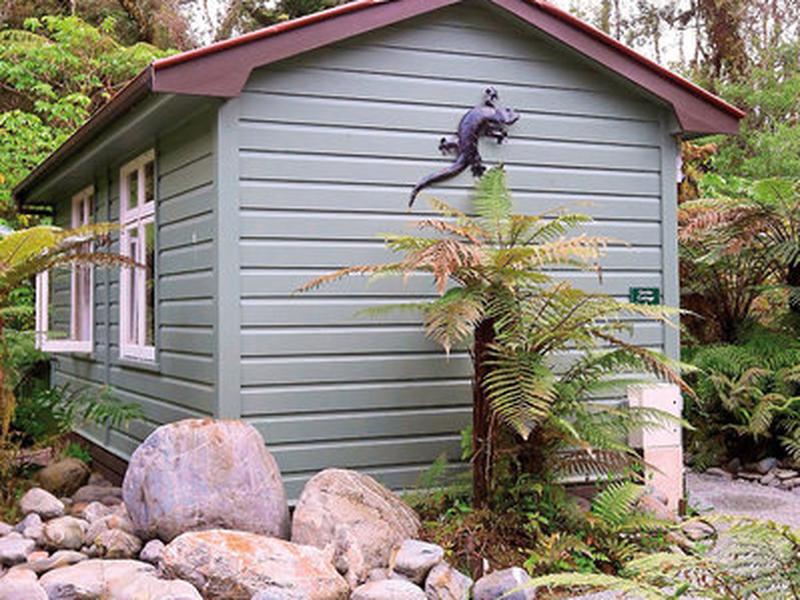 8CBEC15B8C2C46D76BB5FA08EC960050