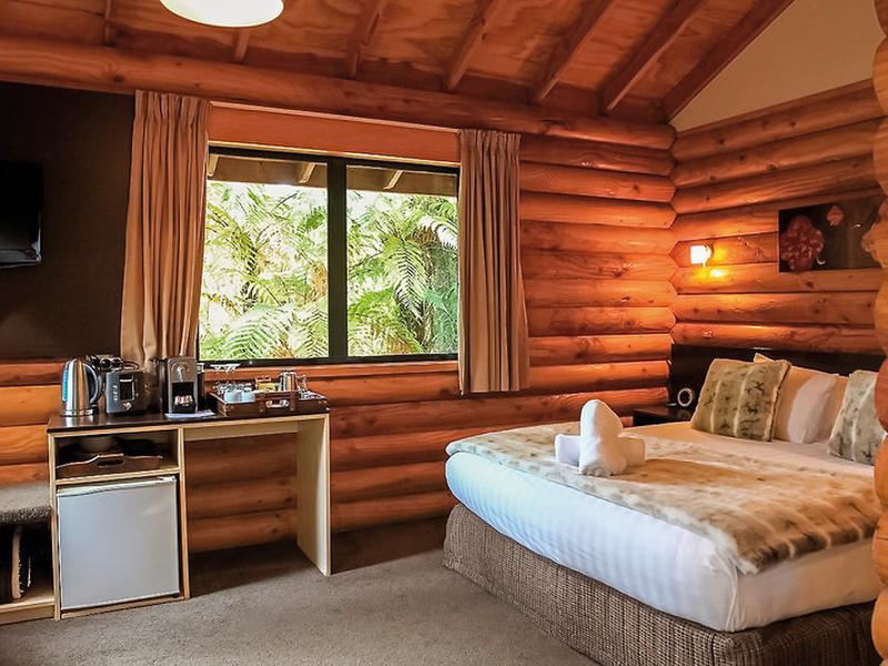 DFC425C2FA725BCDF2FE3711171BA2CB