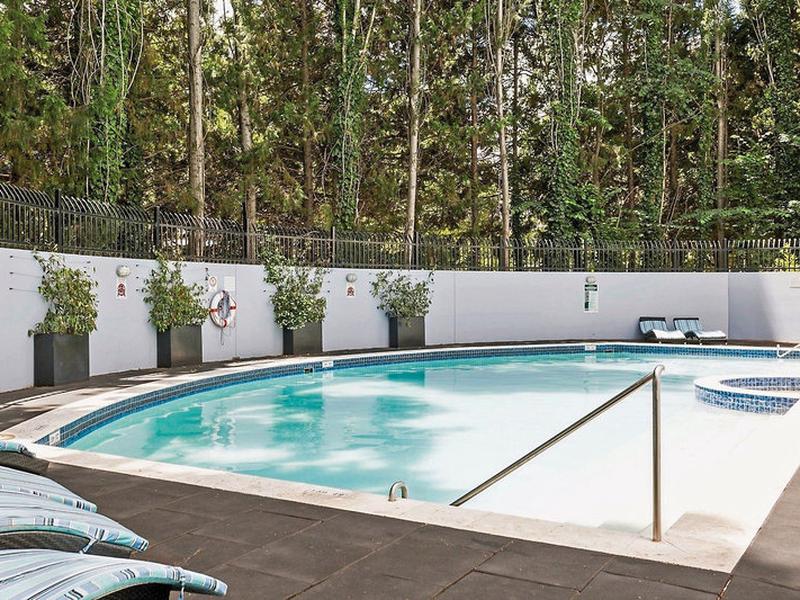 C30D160C4A15C8DEF8D1969F20494EDA