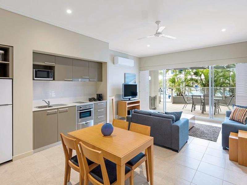 448269CADCAE9A7F89BA527AFDA3844E