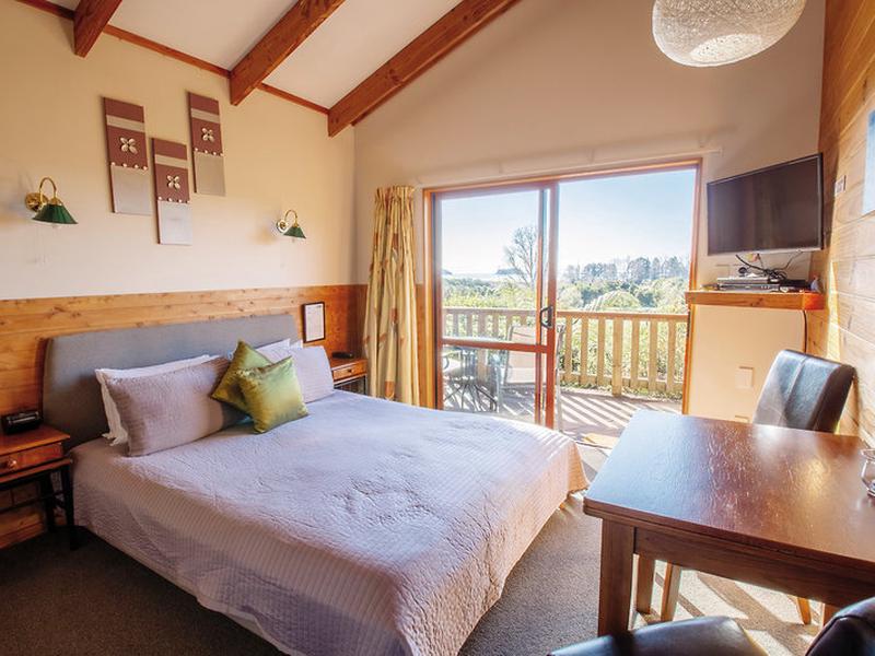 398252BE7A7B4BFFA77B28E24DA3DC69