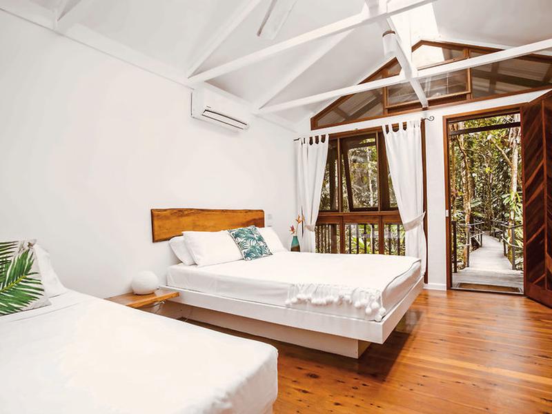 270DFE295613EFED38882DE04E293C56