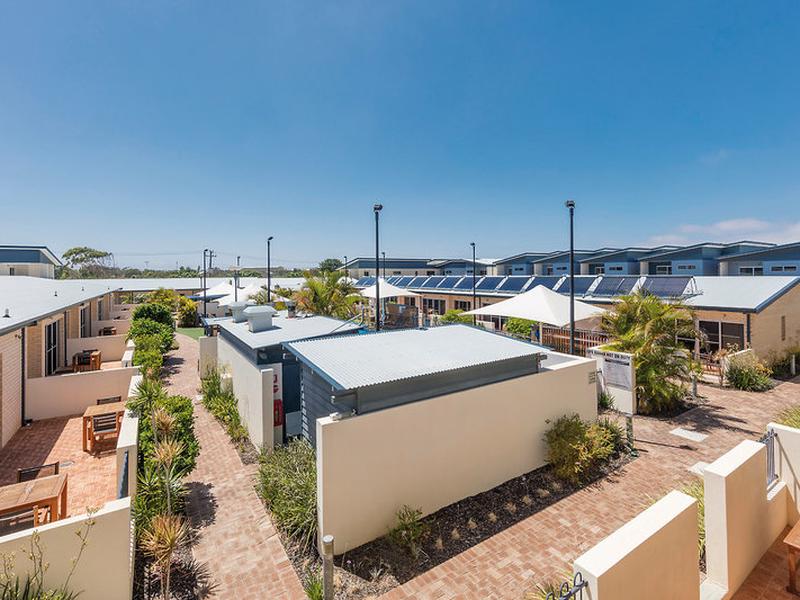 DE2DACD8F6C0EC1BE995BAAC73EAD401