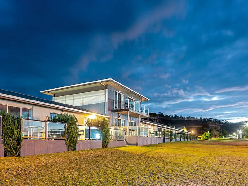 F98A39EC042B7229EAEDAF10584235BF