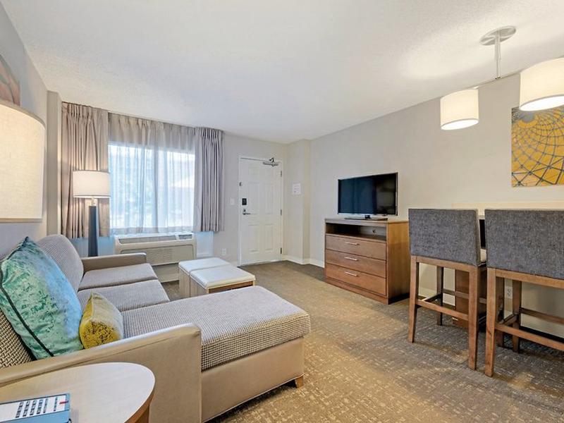 9955932350008820C04F528E440FE255