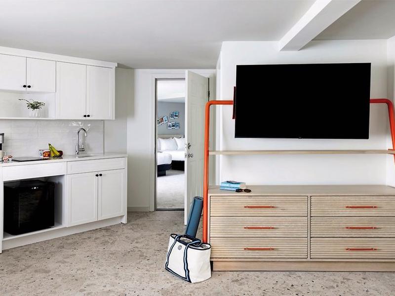 EE8703ECBAD3409F8092BEE2B451005D