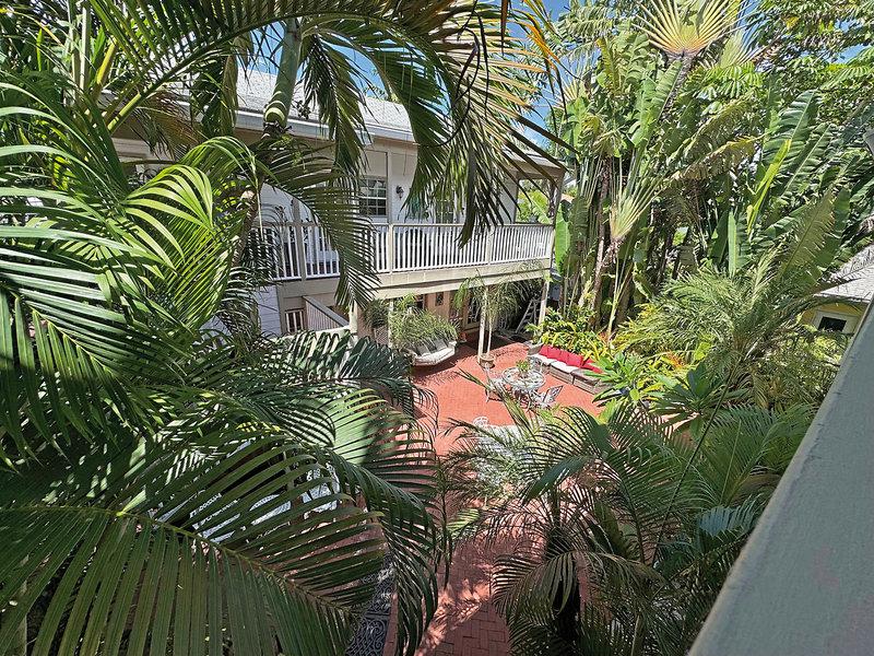 C78D274504C94B60546D4EDBD01DFFDA