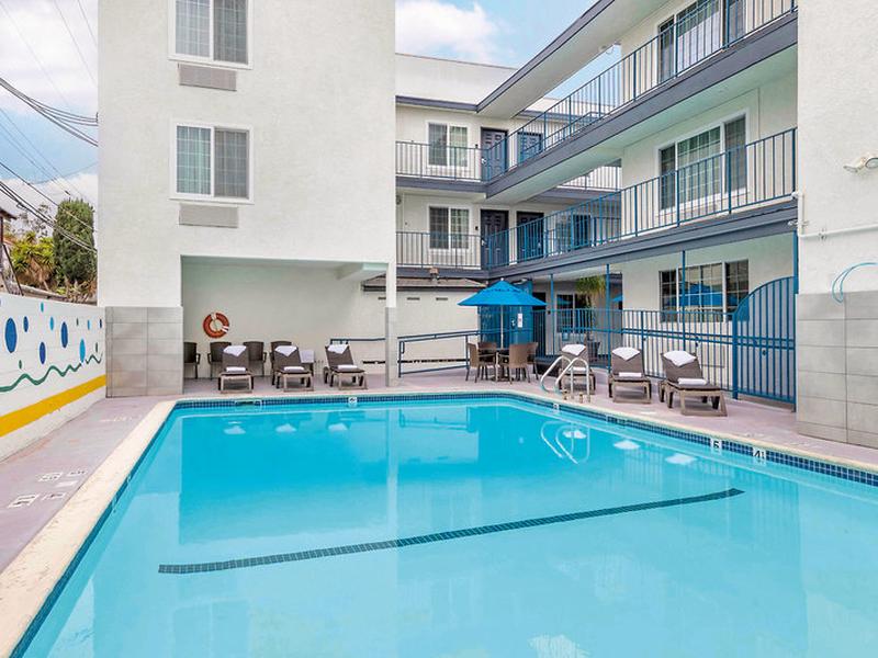 A4F8541D23CADDABE10BC65981814C10