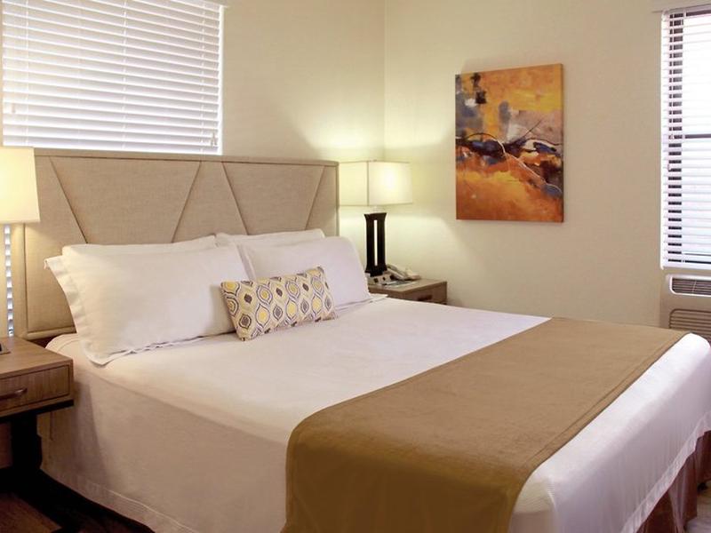 22FAD5857F68168A0D8BFD39502BC303