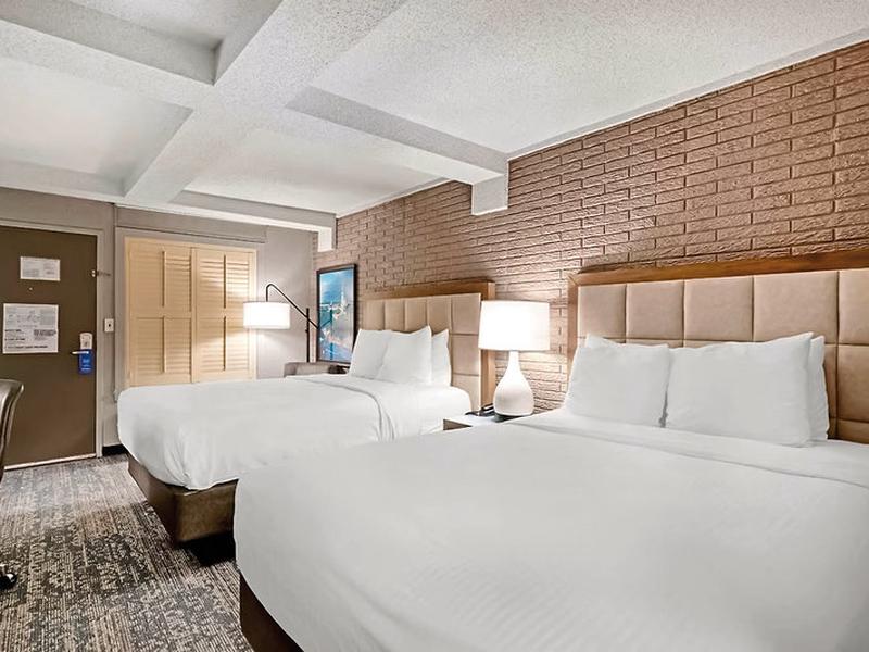 B932C7C9CF424FA25A4D69240FA2D6F9