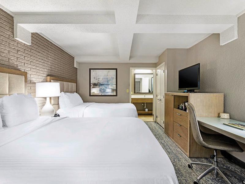 E2754CA107A01DFAC1A64F3B5D672735