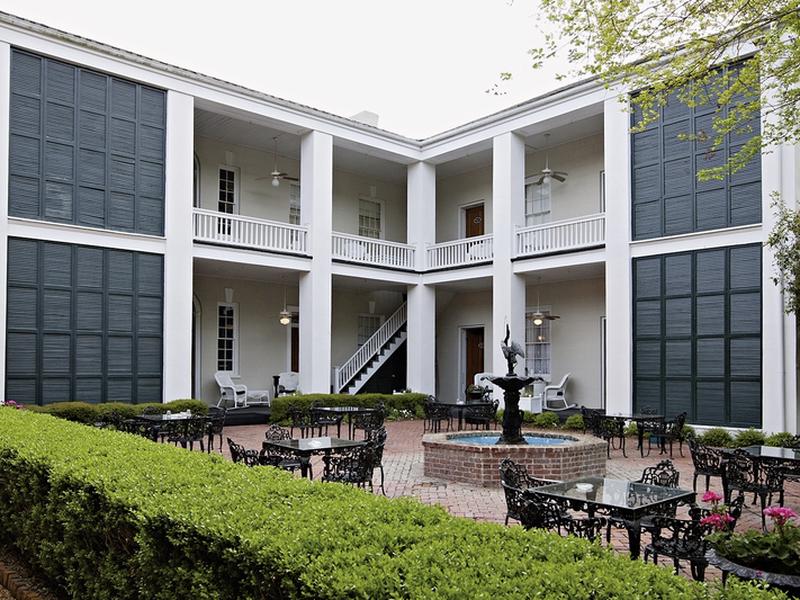 92BB4866F69BDED0481BD2BC592957D1