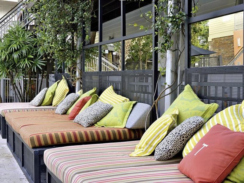 9B6CA6A7EDC9C1F1DB899FEE8BA2918E