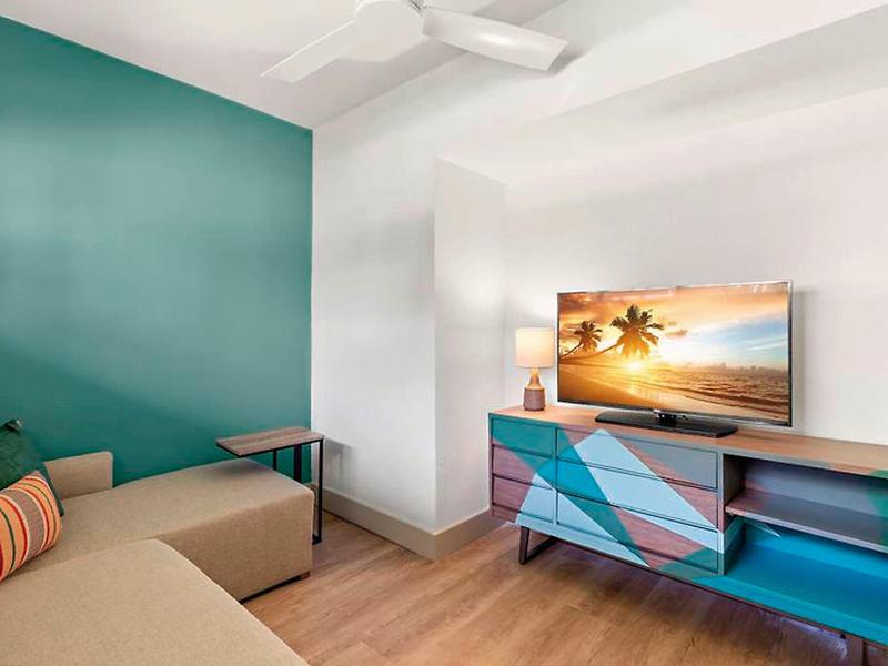 0340644FB678AC6D6384FEC2044BF03B