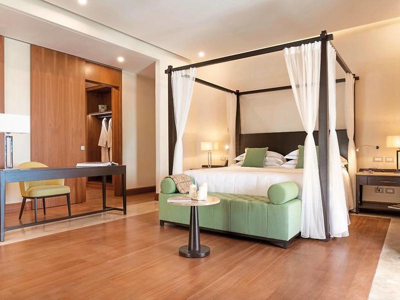 E87828E0BEEBF6C0969AE80E1C3E04C6