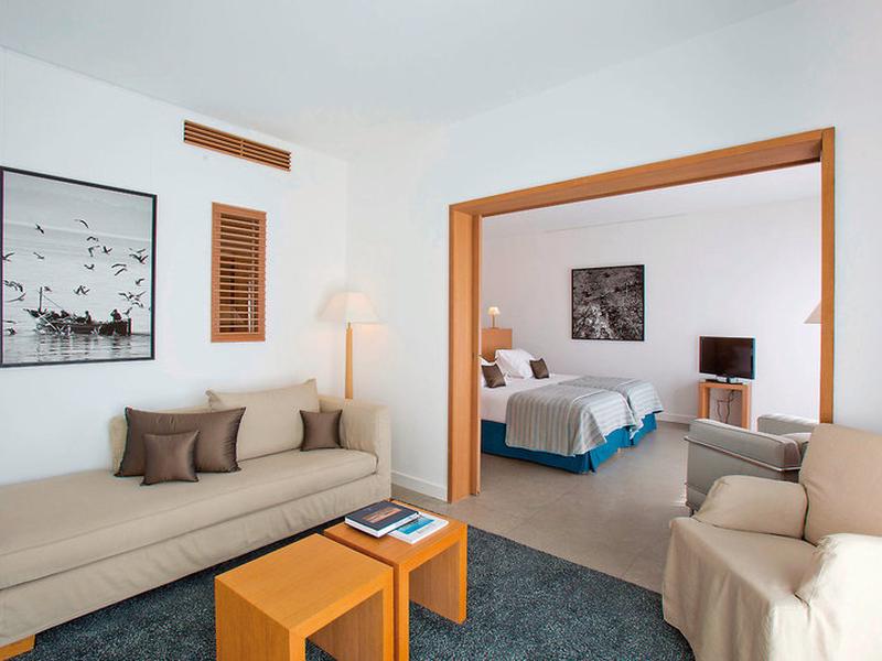 96A68D76D42A4FFF6A86575034BB876E