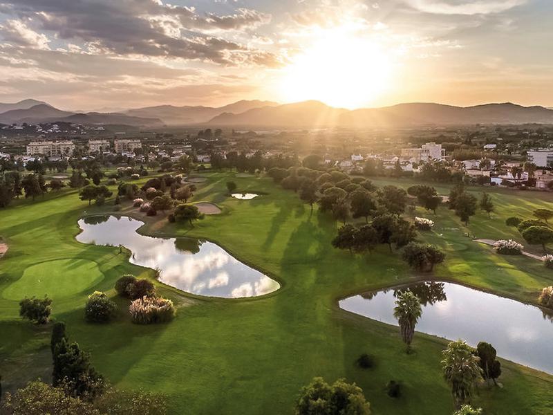 247F45623E4CA3F0C49D58D7A63987DA