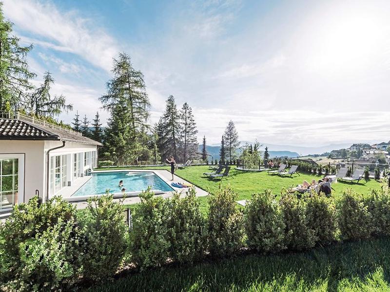 245FB852B227E31E1B1CFB8295BA5A57