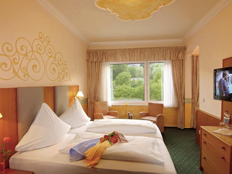 98FEE28EBE8B3D50710E51B5E990CA4B