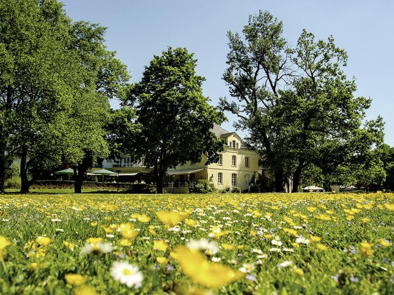 74AC9D0BD246D291A421F2FEBD77EDEB