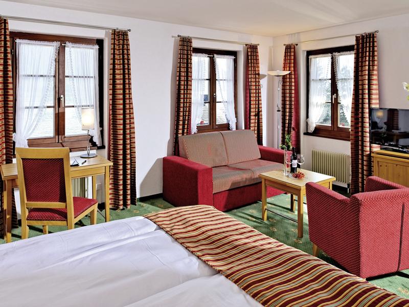 FCA2A2A04A6A756B03BCE13D0DC7E72D