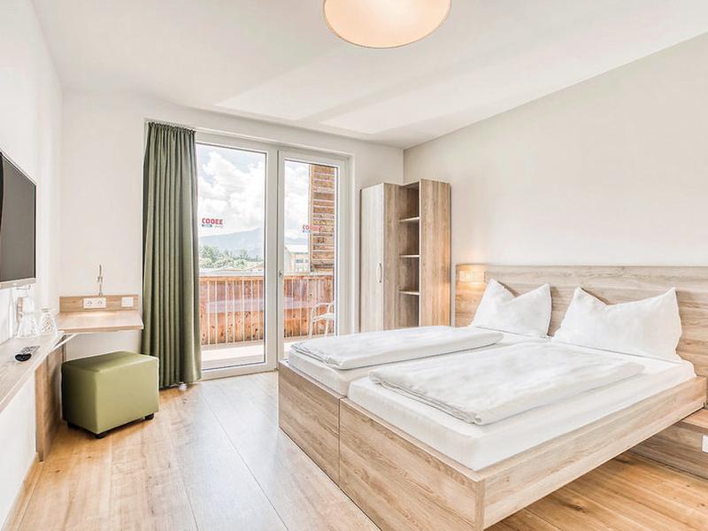 CF77A10567779F827250E77A4B88C72F