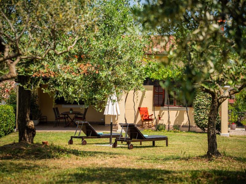 4F995F15F5CAC796054D14CF6DE1CDE7