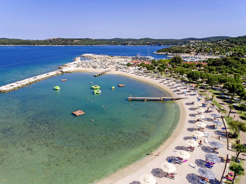 410795C20C081460B43974297E838716