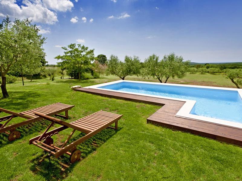 0535AD654A9C4A102F1B37E5C650F0DE