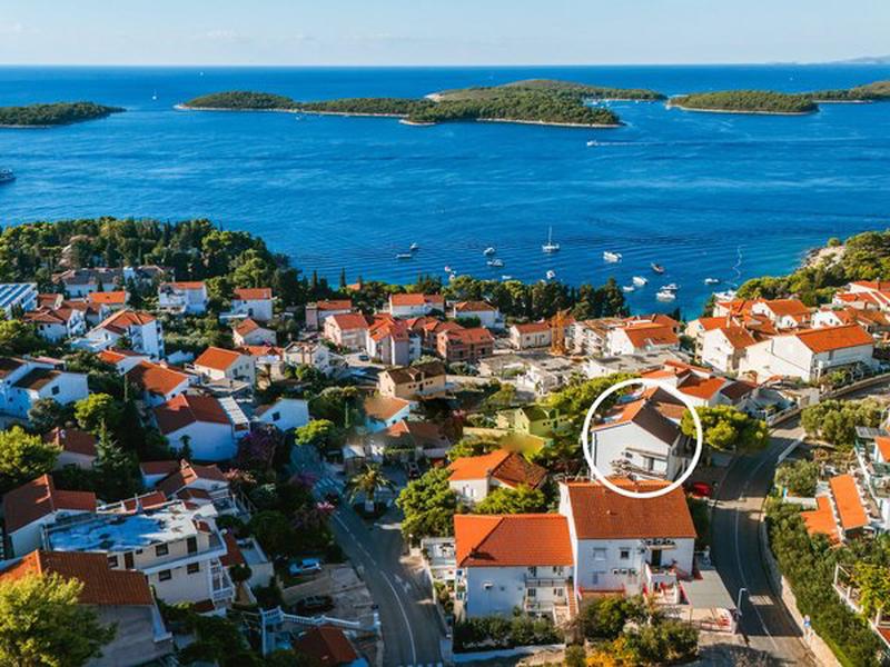 0065C15728536B50670AC679E9D8A841