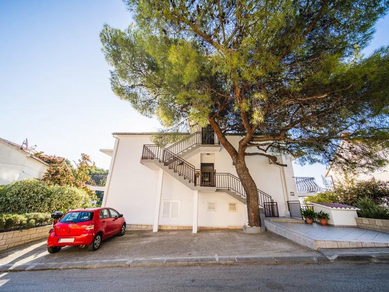 65DC106DEAC6D284F84D51546D8CD132