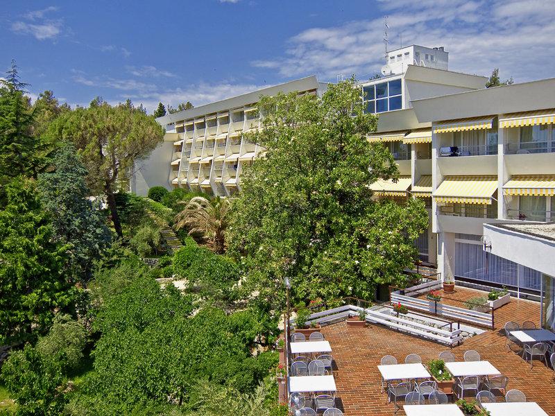 6C78EE2C383D189F89CF0BE32E0D1E59