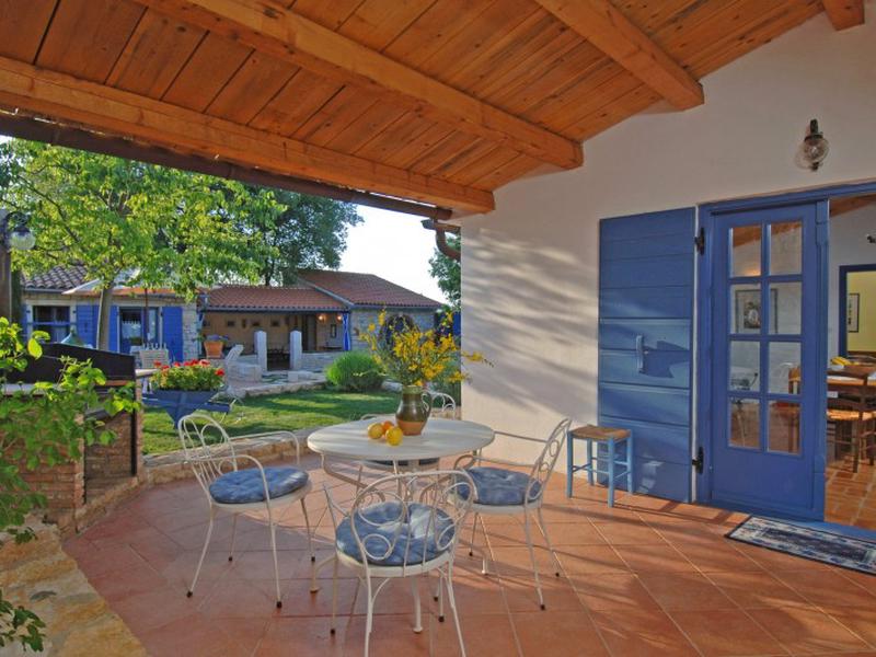 45762C60C5BB4620BDBA4452EFEED06C