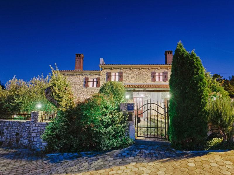 B084E9C9A4A30B1B459084295035F49C