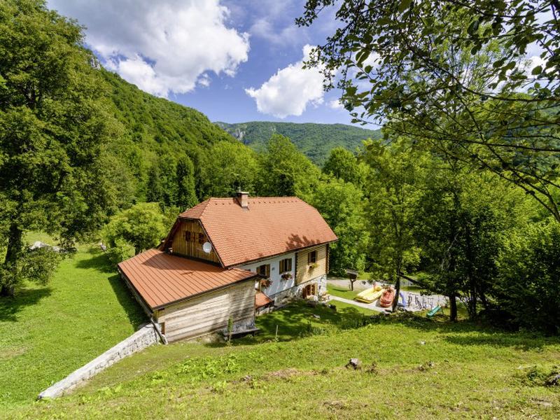 F91DCBD4AEEEAAA598246DFF4612D2D5