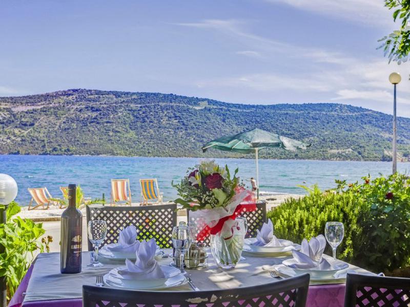 F5367BEB6F647C9FE651C271EE8858DB