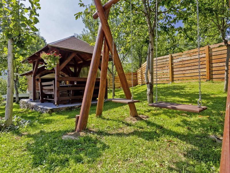 07F0615996AC8808929BE64E581A33F9