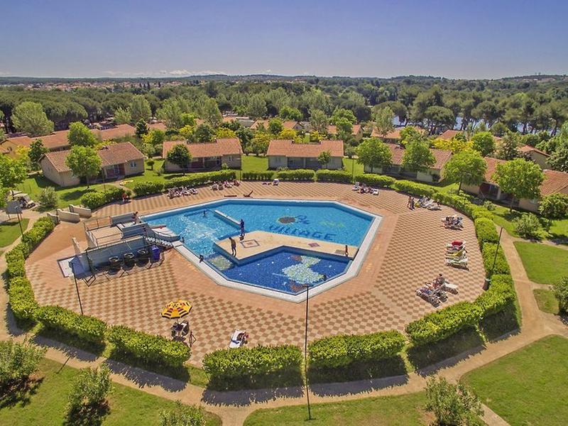 EC7850306424DD34622FF4CF762FB36B