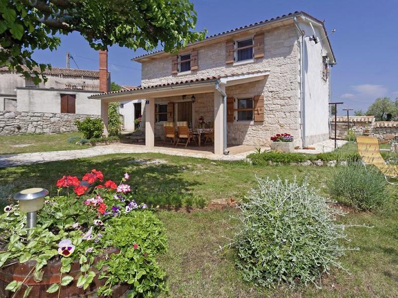 E30B3A2255DE4D7512F456BA2DDDAA44