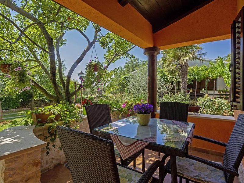 9328E4A73A74CC91CF99F97A2B566DED